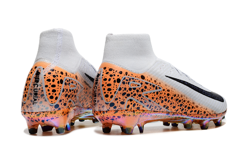 CHUTEIRA NIKE MERCURIAL SUPERFLY AG 10  ELITE