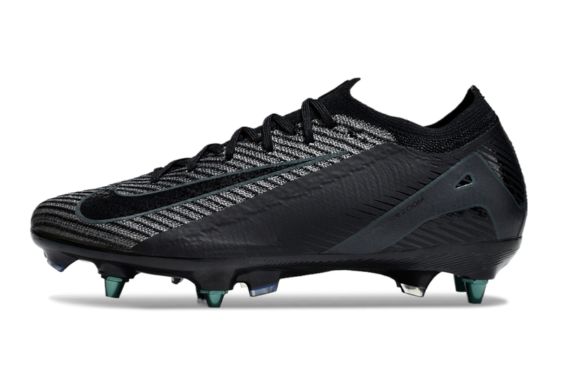 CHUTEIRA NIKE MERCURIAL VAPOR SG 16 ELITE - PRETA