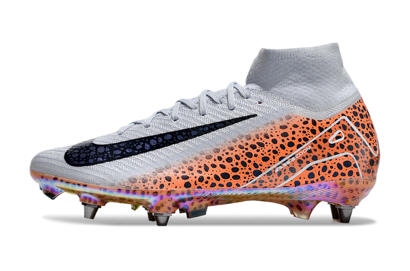 CHUTEIRA NIKE MERCURIAL SAFARI SUPERFLY SG 10 ELITE - ELETRIC PACK